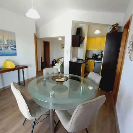 Mit Whirlpool By Interhome * Krneza