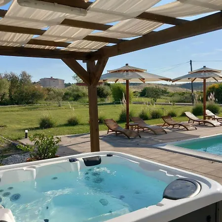 Mit Whirlpool By Interhome *